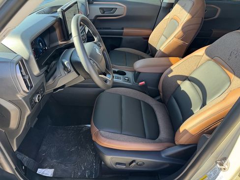 New 2025 Ford Bronco Sport Outer Banks w/ Outer Banks Tech Package+ AWD/4WD image 7