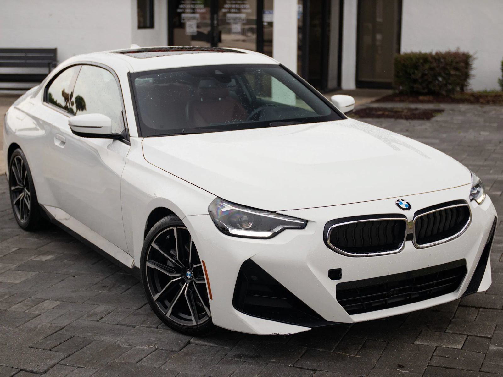 Used 2022 BMW 230i Coupe w/ M Sport Package RWD image 2