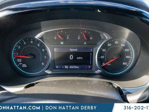 Used 2023 Chevrolet Traverse LT image 6