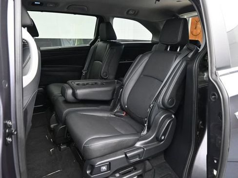 Certified 2024 Honda Odyssey EX-L image 14