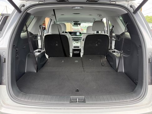 Used 2025 Hyundai Palisade SEL FWD image 32