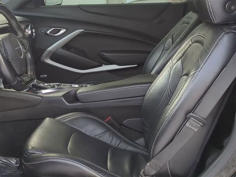Used 2019 Chevrolet Camaro LT w/ RS Package image 15