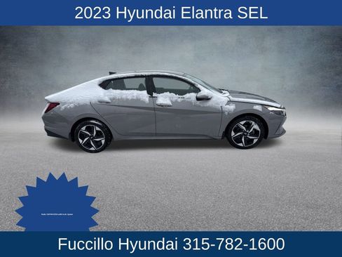 Certified 2023 Hyundai Elantra SEL w/ Convenience Package image 4