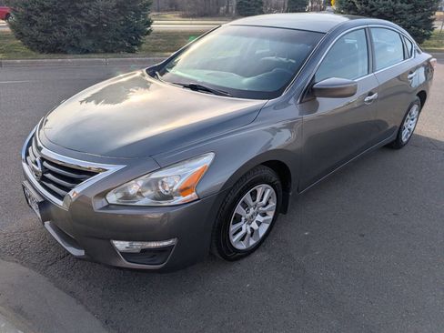 Used 2015 Nissan Altima 2.5 S w/ Power Driver Seat Package image 5