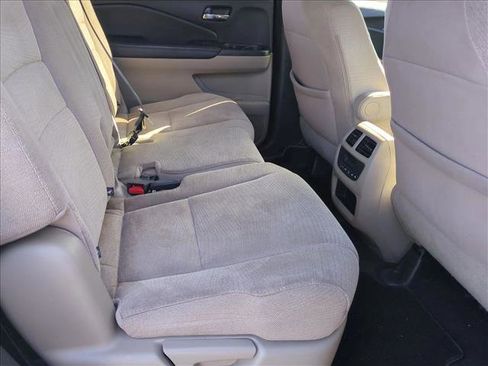 Used 2016 Honda Pilot EX image 19