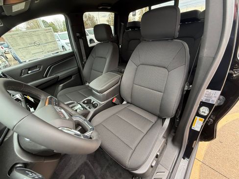 New 2026 GMC Canyon Elevation w/ Convenience Package image 10