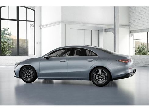 New 2026 Mercedes-Benz CLA 250 4MATIC image 32