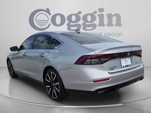 Certified 2024 Honda Accord Touring image 4