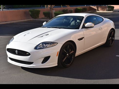 Used 2012 Jaguar XKR R image 3