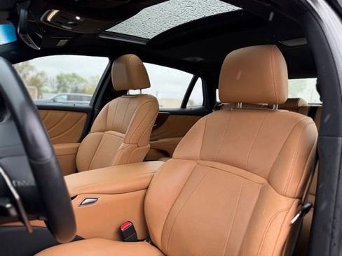 Certified 2021 Lexus LS 500 AWD w/ Accessory Package (Z2) image 17