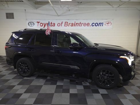 Certified 2025 Toyota Sequoia Platinum image 1