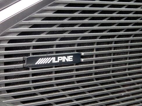 Used 2023 Jeep Wagoneer L Series II image 16