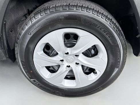 Certified 2025 Toyota RAV4 LE image 29