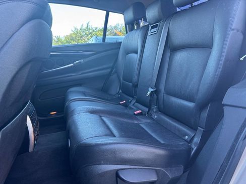 Used 2014 BMW 535i Gran Turismo image 14