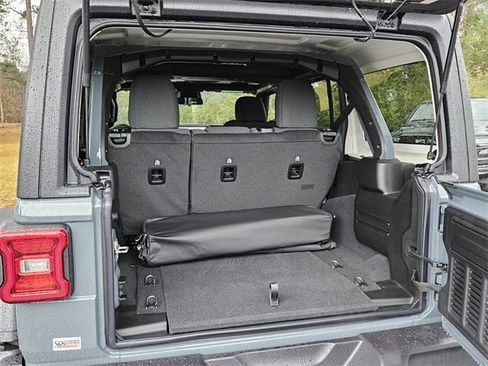 New 2026 Jeep Wrangler Unlimited Rubicon image 13