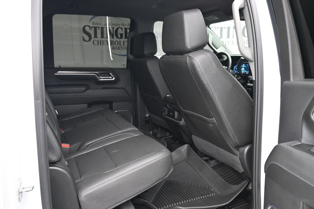 Used 2025 Chevrolet Silverado 3500 LTZ w/ LTZ Plus Package AWD/4WD image 13