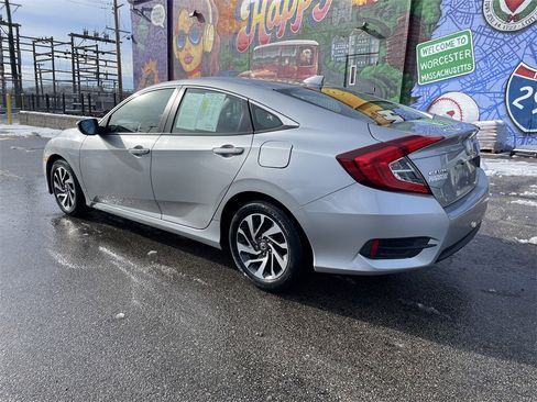 Used 2017 Honda Civic EX image 3