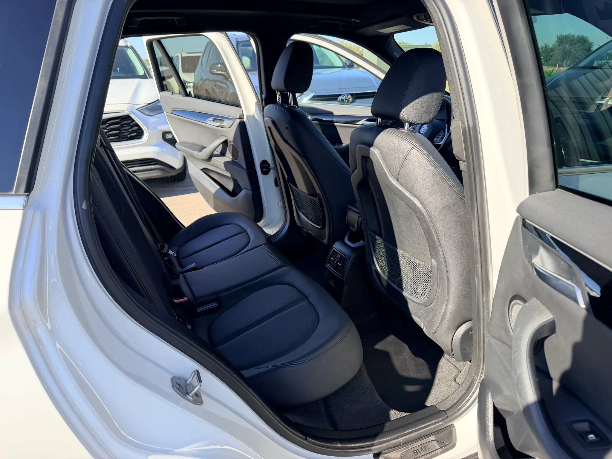 Used 2019 BMW X1 xDrive28i w/ Convenience Package AWD/4WD image 17