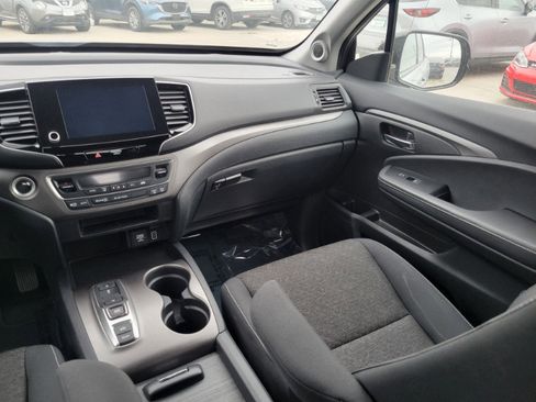 Used 2021 Honda Ridgeline Sport image 25