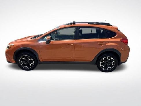 Used 2015 Subaru Crosstrek 2.0i Limited w/ Popular Package #2 AWD/4WD image 4