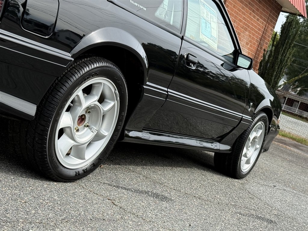 Used 1993 Ford Mustang Cobra RWD image 44