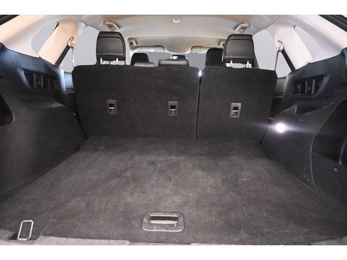 Certified 2023 Ford Edge SEL image 9