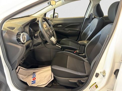 Certified 2025 Nissan Versa SV w/ Trunk Package FWD image 9