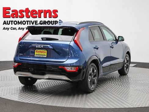 Used 2023 Kia Niro Wind w/ Wind Preserve Package FWD image 5