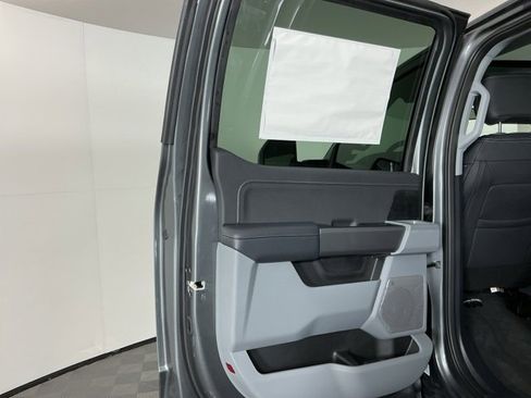 New 2026 Ford F250 XLT w/ XLT Premium Package image 30