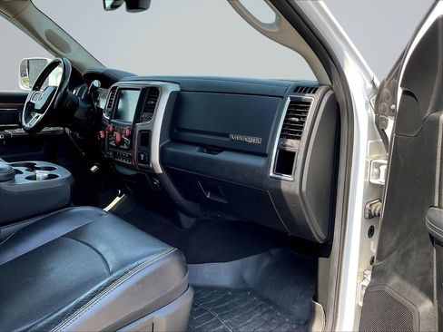 Used 2015 RAM 2500 Laramie w/ Convenience Group AWD/4WD image 29