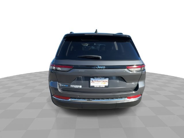 Used 2023 Jeep Grand Cherokee 4WD 4xe image 7