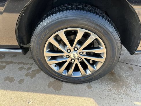 Used 2020 Ford Expedition Limited RWD image 8
