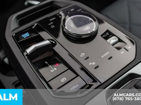 Used 2026 BMW iX xDrive60 w/ M Sport Package AWD/4WD image 38