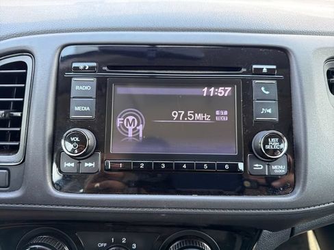 Used 2022 Honda HR-V LX image 12