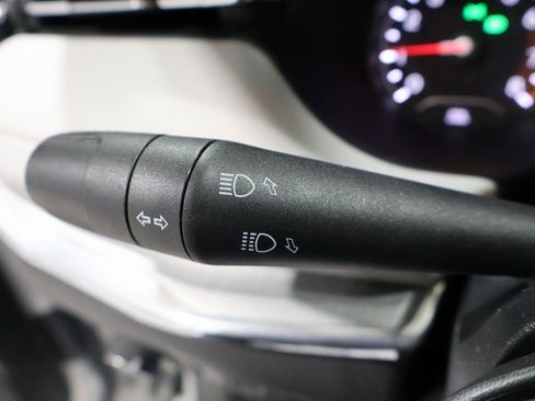 Certified 2024 Jeep Compass Limited image 41