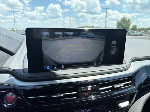 Used 2026 Acura MDX FWD w/ Technology Package image 25