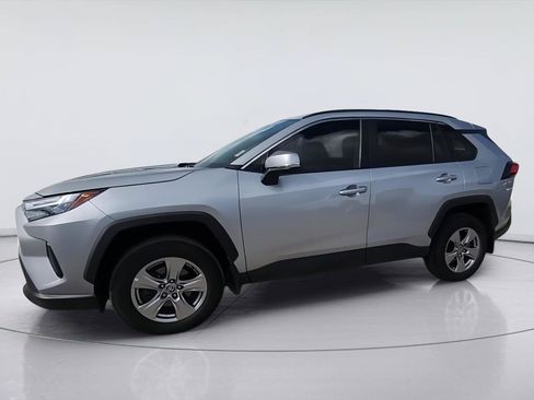 Used 2023 Toyota RAV4 XLE w/ Convenience Package FWD image 4