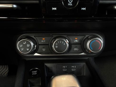 Used 2025 Nissan Kicks SV FWD image 24