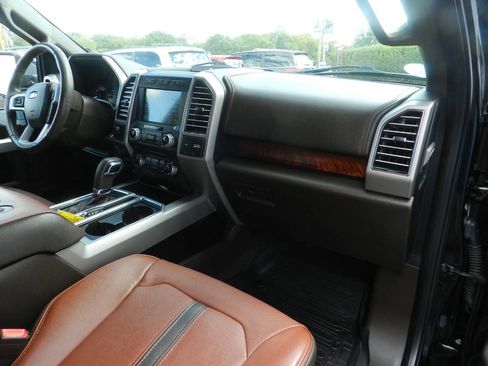 Used 2018 Ford F150 King Ranch w/ Equipment Group 601A Luxury image 13