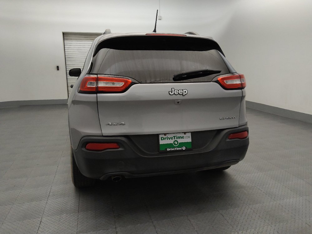 Used 2017 Jeep Cherokee Sport AWD/4WD image 6