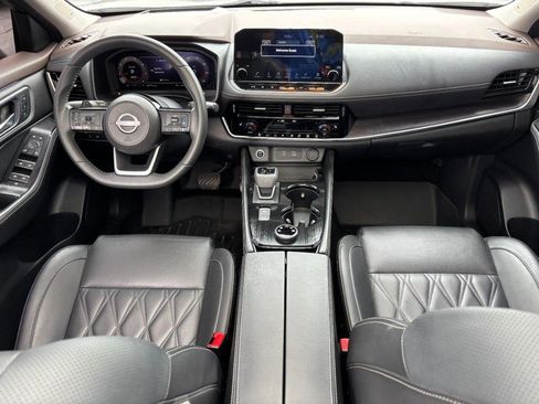 Used 2023 Nissan Rogue Platinum w/ Platinum Premium Package AWD/4WD image 11