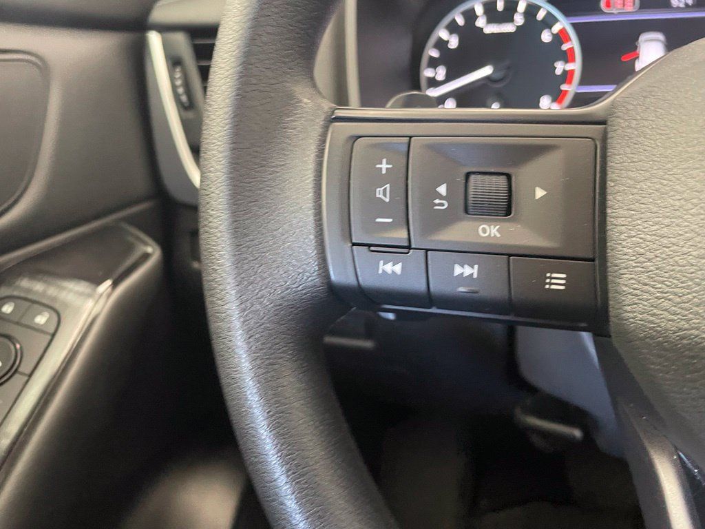 Certified 2026 Nissan Rogue S FWD image 12