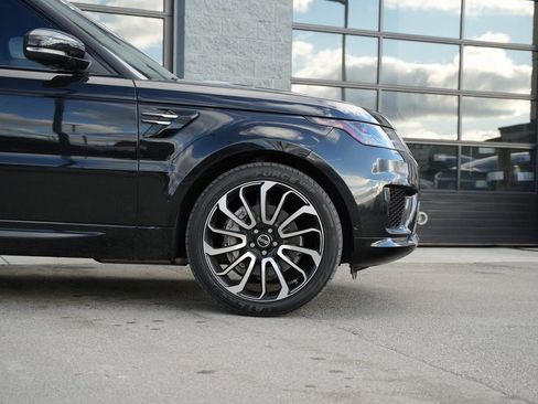 Used 2020 Land Rover Range Rover Sport HSE image 21