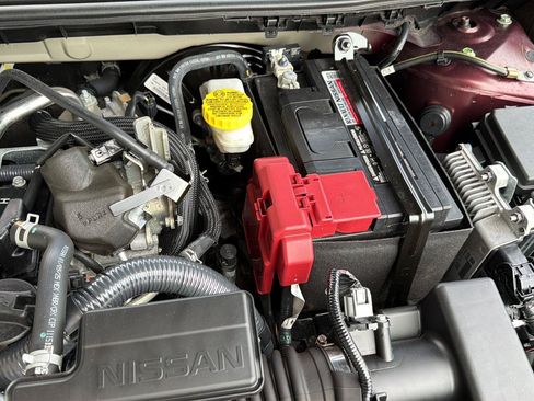 Used 2025 Nissan Sentra SV FWD image 34
