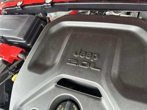 Used 2024 Jeep Wrangler Sahara image 23