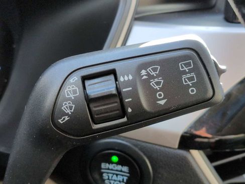 Used 2020 Ford Escape SEL image 27