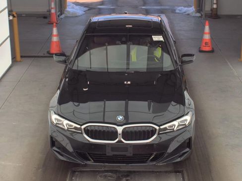 Used 2025 BMW 330i xDrive Sedan w/ Premium Package image 8