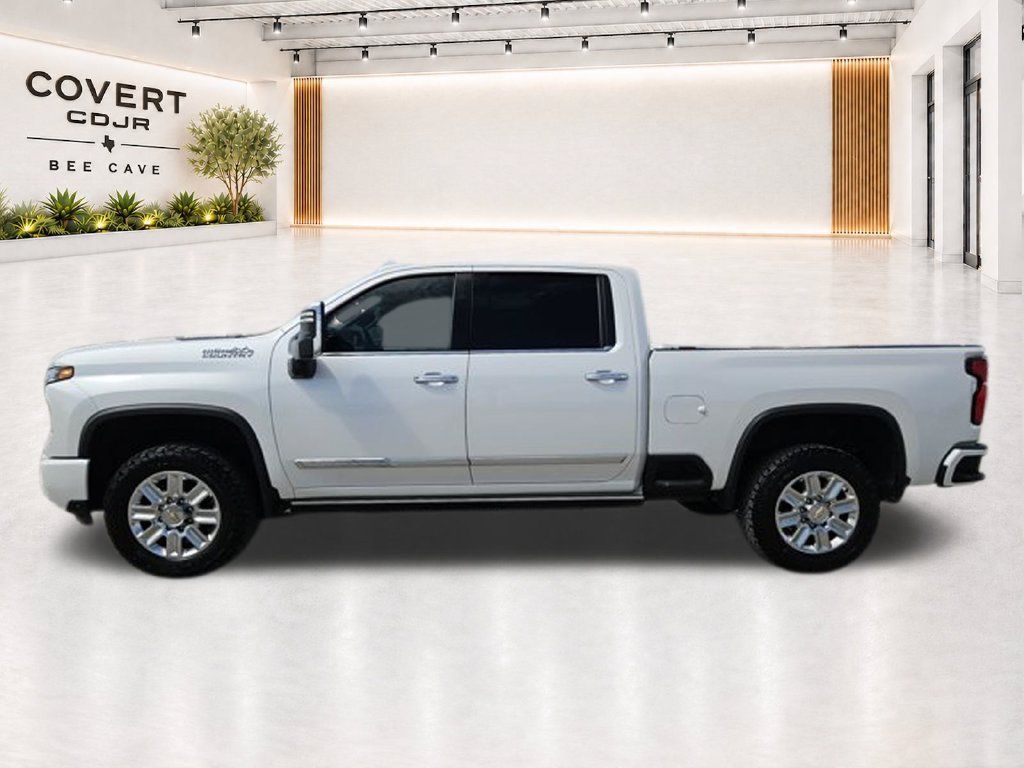 Used 2024 Chevrolet Silverado 3500 High Country w/ High Country Premium Package AWD/4WD image 4