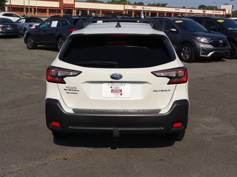 Certified 2025 Subaru Outback Premium AWD/4WD image 7