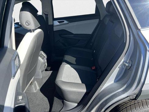 New 2025 Volkswagen Taos SE image 15